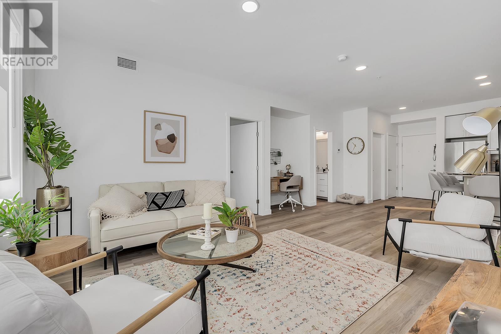 #110-1111 Frost Road, Kelowna