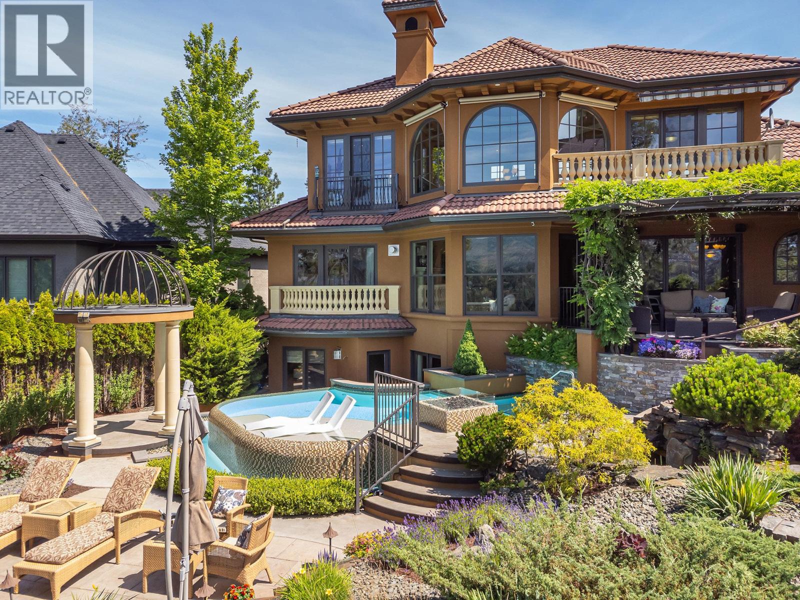 983 Westpoint Drive, Kelowna
