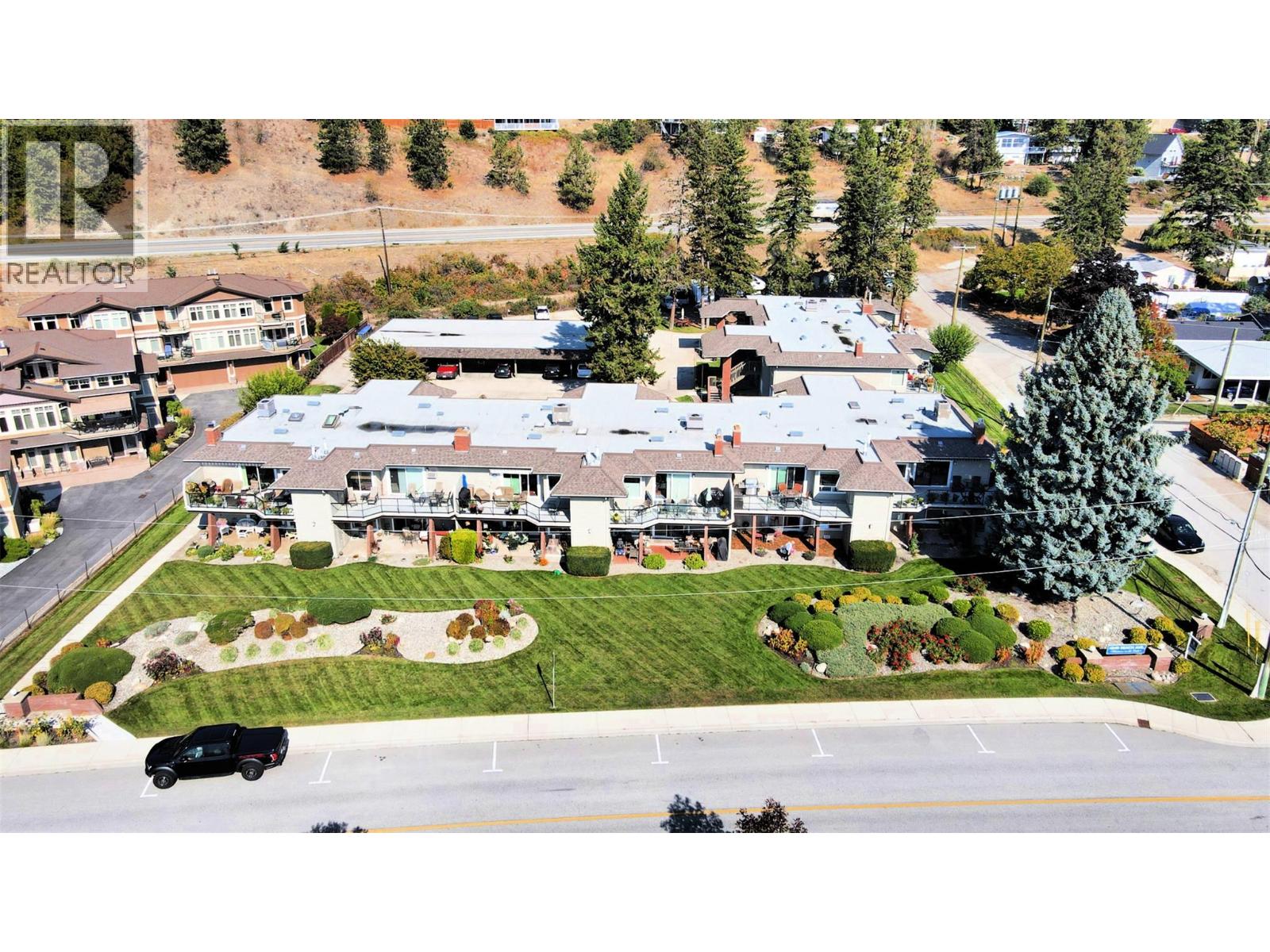 #102-4340A Beach Avenue, Peachland