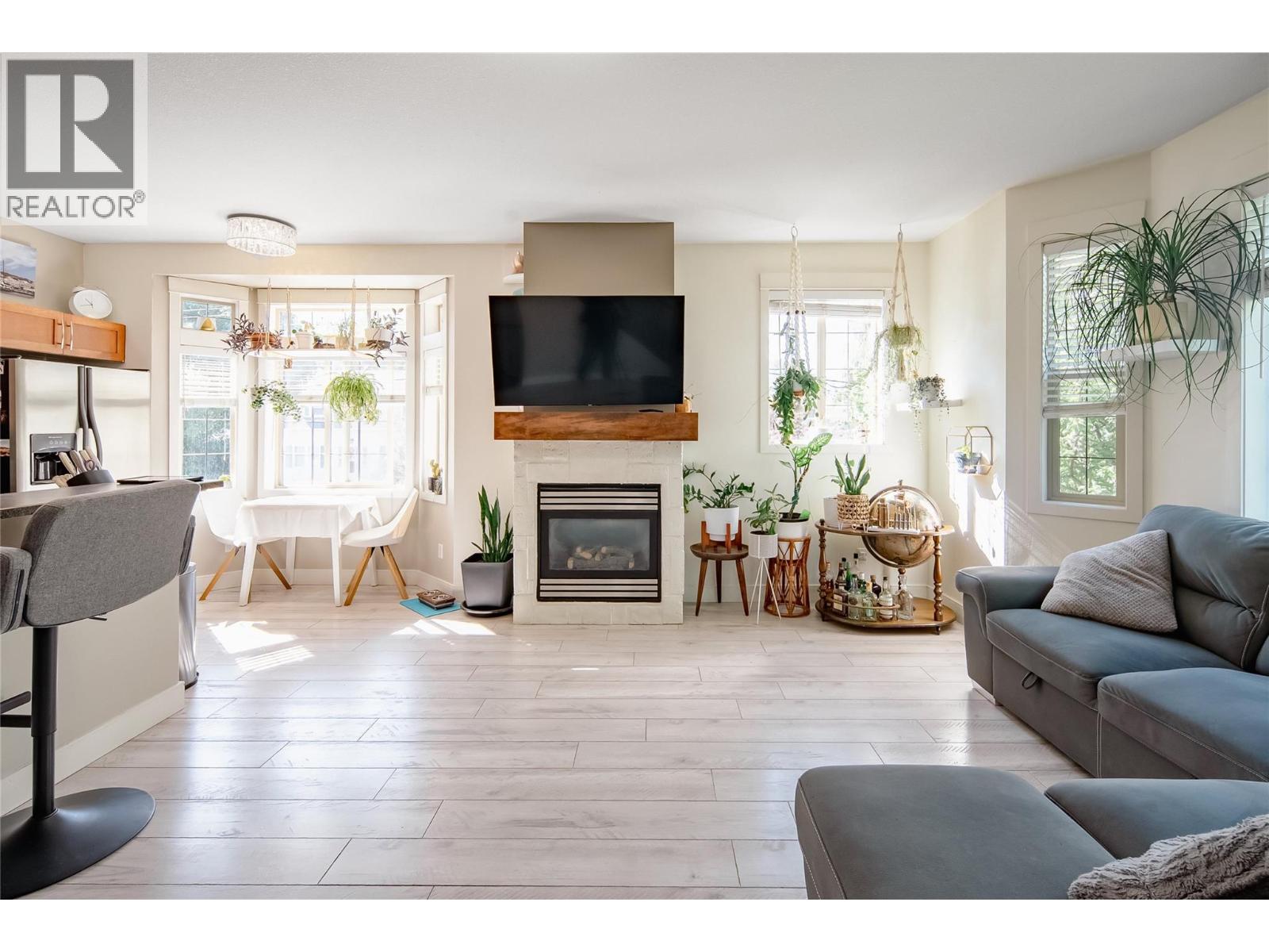 #101-952 Lawson Avenue, Kelowna